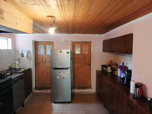 Una cocina o cocineta en Guest House Lemsia
