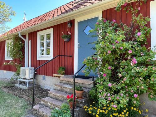 Taman di luar 4 star holiday home in Borgholm