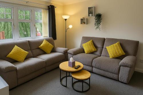 Elegant 2 Bed-Ground Floor photo 13