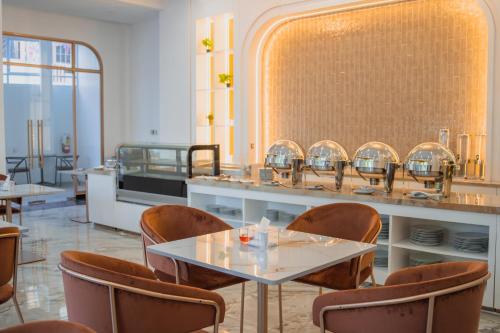 Χώρος καθιστικού στο Fahira Hotel Syariah Padang
