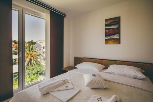Opera Apartments