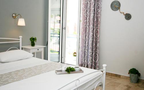 Gallery image of Drossinos Studios in Poros
