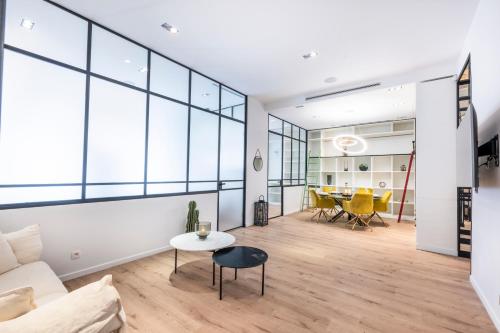 Le 121 - LOFT design Rue d'Antibes