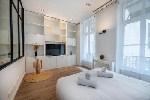 Le 121 - LOFT design Rue d'Antibes