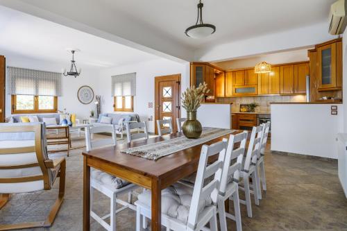 Villa Margini, Private Pool & Sea View