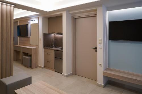 Nepheli Apartments and Studios
