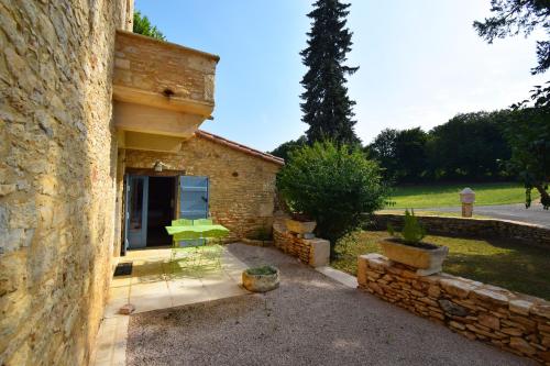 Photo de la galerie de l'établissement Domaine du Mayne - La Ferme - Clévacances 3 clés, à Blanquefort-sur-Briolance