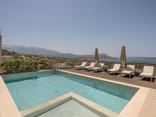 Adeste Seaview Villas - Private Pools, 900m to sea