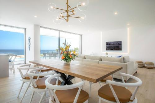 Beach View Villa by Blue Diamond 55