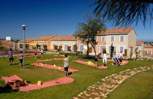 Επισκέπτες που μένουν στο La Terrasse du Mas : 5 pers Piscine à Calvisson
