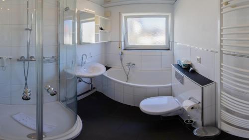Koupelna v ubytování #1 Ferienwohnung Hochparterre