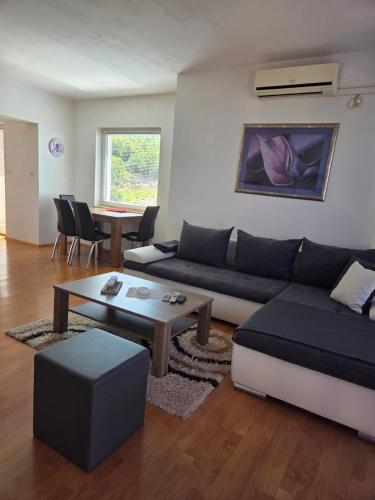 Apartments Velic