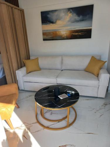 Un lugar para sentarse en Ninemia Studios