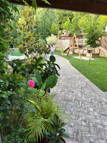 Gallery image of Hotel - Resort Vellezerit Doka in Klos
