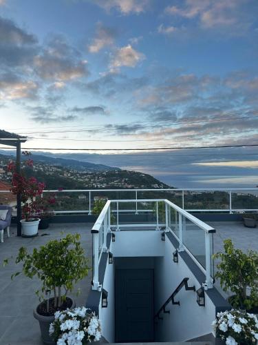 Miguels Seaview Corner