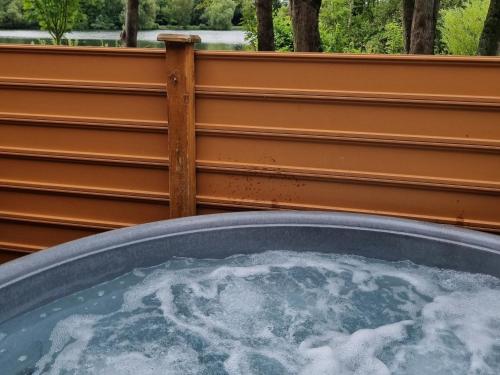 Beech Lodge 5 Hot Tub photo 14