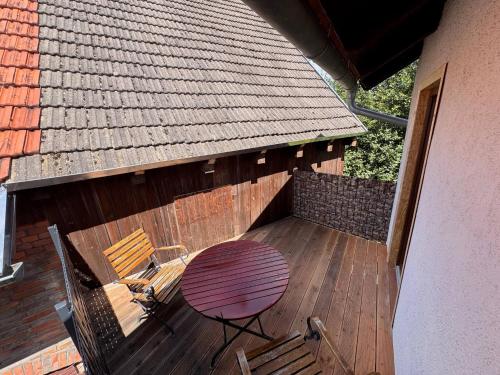 Photo de la galerie de l'établissement Ferienwohnung Storchennest, à Bad Liebenstein