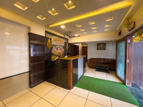 Posezení v ubytování Hotel Dwaraka