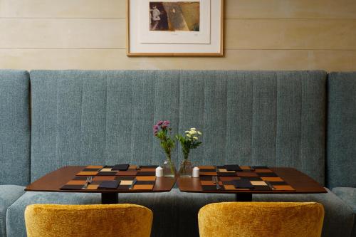 Posezení v ubytování Athenaeum Eridanus Luxury Hotel