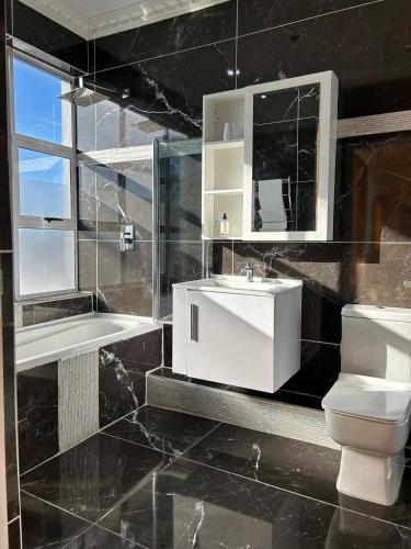 Gallery image of 50 Boutique Hotel and Spa in Gqeberha