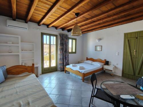 Gallery image of Thymariá - Chora view house in Chora Folegandros