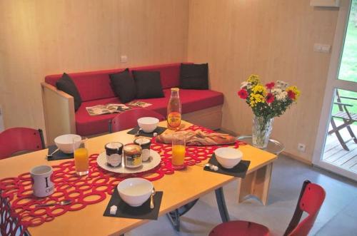 Φωτογραφία από το άλμπουμ του Chalet Camping La Chapelle σε La Chapelle-Taillefert
