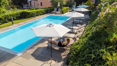 Bazén v ubytování Hotel Laguna Deluxe - Terme Krka nebo v jeho okolí