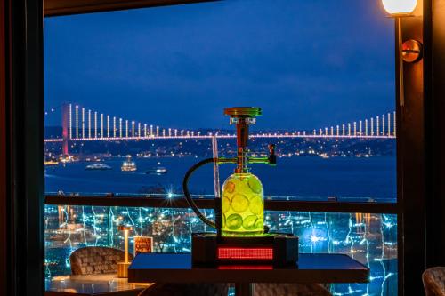 Nespecifikovaný výhled na destinaci Istanbul nebo výhled na město při pohledu z hotelu
