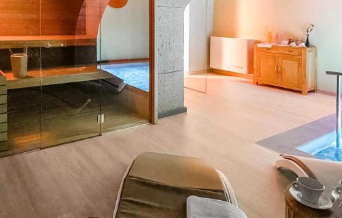 Fotografie z fotogalerie ubytování Pet Friendly Apartment In Lubriano With Sauna v destinaci Lubriano