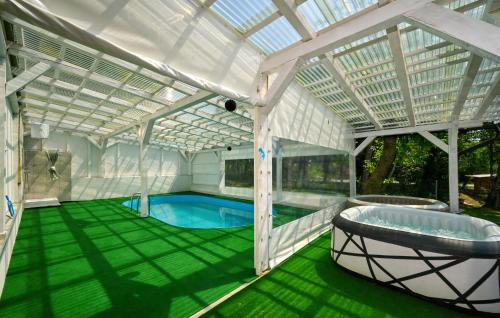 Luxurious Home In Bjelovar With Sauna