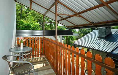 Μπαλκόνι ή βεράντα στο Cozy Home In Curlovac