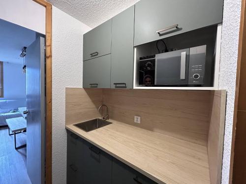 Appartement skis aux pieds avec balcon à Méribel