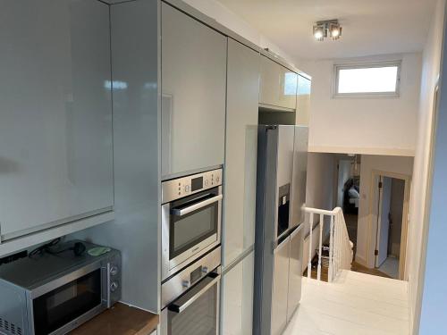 Gallery image of Leghorn Apartment in London