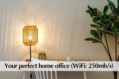 Calm City Escape - 75m2 Central Berlin Altbau-Apartment, 2BR, Smart-TV, Garden photo 20