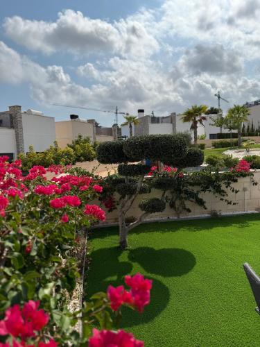 Κήπος έξω από το Vakantiewoning Alegria