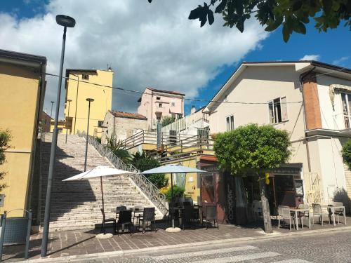 Το κτήριο όπου στεγάζεται  το διαμέρισμα