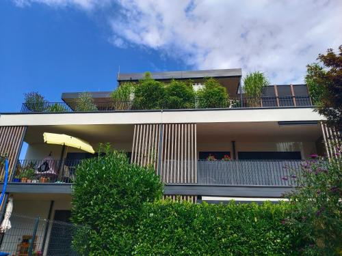 Guest room with private shower and toilet near Salzburg City