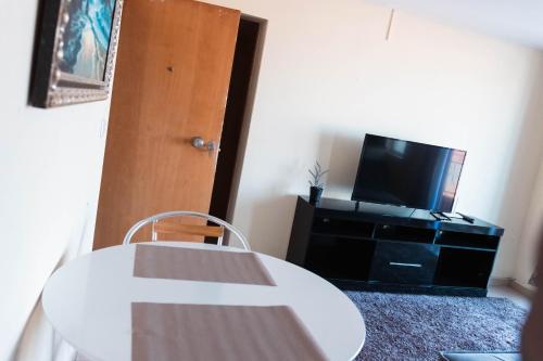 Apartamento T1 em Palmarejo, Trás de pão quente