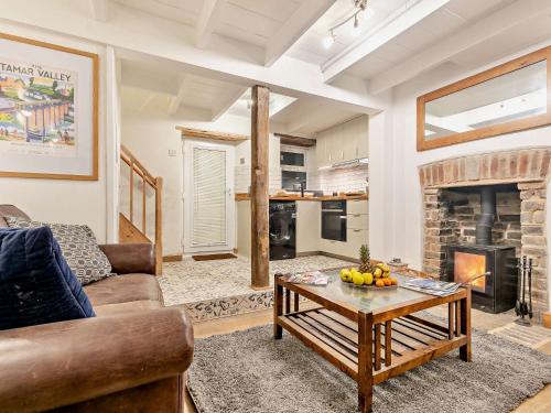 Kuchyň nebo kuchyňský kout v ubytování 2 Bed in Gunnislake 89580