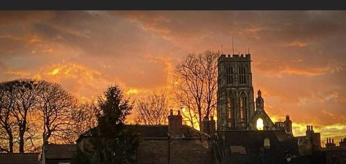 Blick auf den Sonnenuntergang/Sonnenaufgang von der Ferienwohnung aus oder aus der Nähe