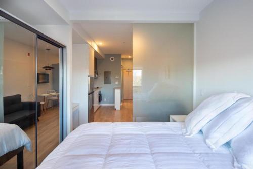 Fotografie z fotogalerie ubytování Micro Boutique Living Fredericton v destinaci Fredericton