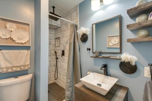Koupelna v ubytování Baltimore Townhome Near Oriole Park with AandC!