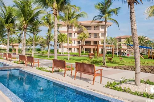 Hồ bơi trong/gần Luxo Beach Park-MANDARA-4 Quartos AR/TV-"Pé na Areia" By HousingCeara