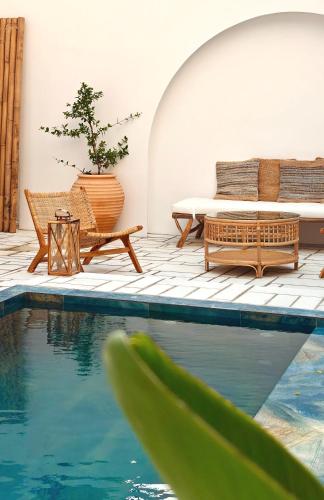 Πισίνα στο ή κοντά στο VILLA MARGARIT Boutique Hotel