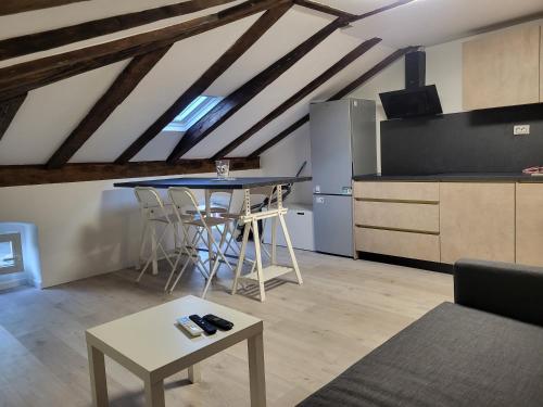 V&V Center Apartment