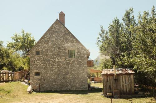 Το κτήριο όπου στεγάζεται  το bed & breakfast