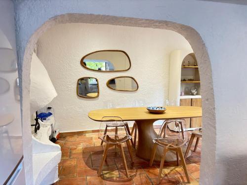 Villa jardin secret centre-ville d'Antibes