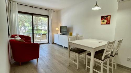 La Pineda 12
