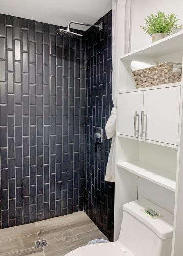 Ванная комната в Apartamento Grande 888 Aeropuerto Narama Guatemala Familiar