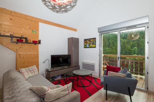 Résidence récente au coeur des monts du Cantal